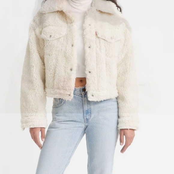 Levi's Jackets & Blazers - Levi's® Premium BABY BUBBLE SHERPA TRUCKER JACKET Coconut Milk - White